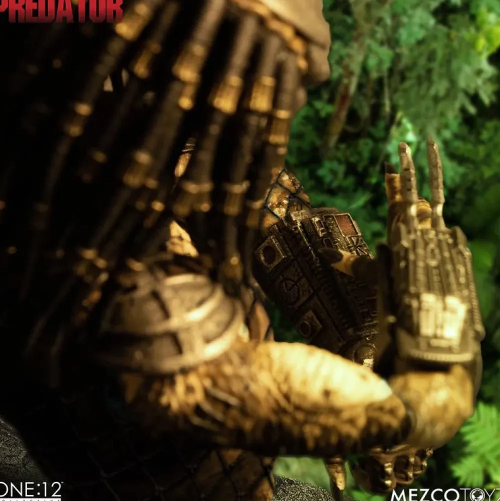Mezco One:12 Figures*One:12 Collective Predator - Deluxe Edition
